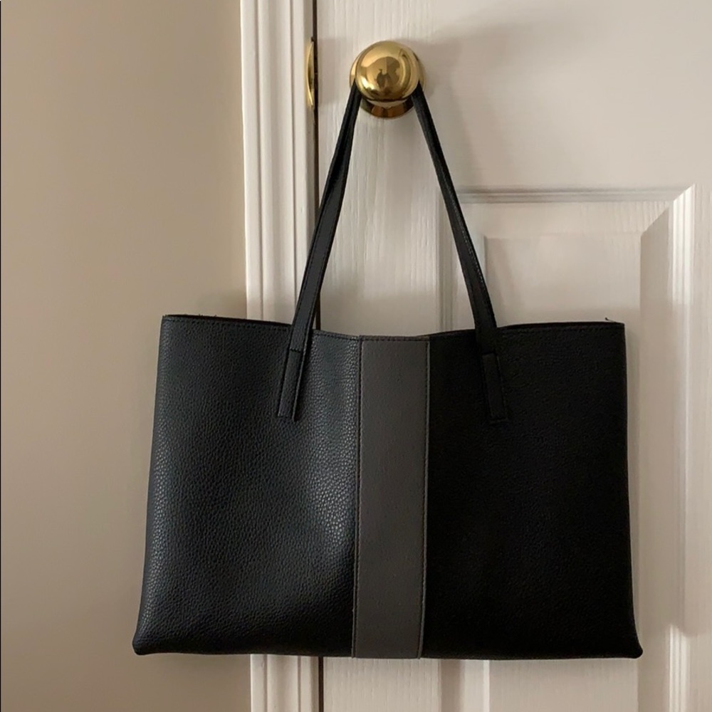 Vince Camuto Tote